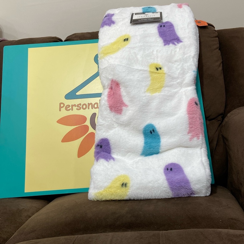 Storehouse MULTICOLOR GHOST Throw
